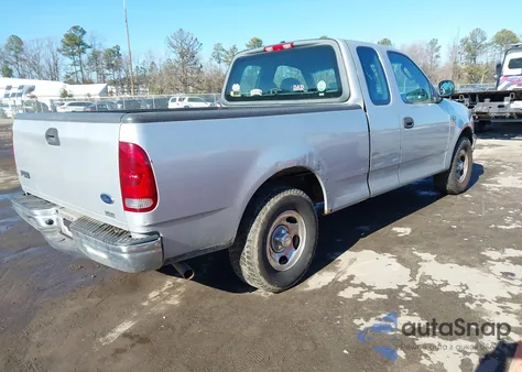 2003 Ford F-150 Xl/Xlt z USA, uszkodzony, nr VIN 1FTRX17253NB31755